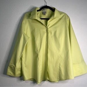 Chico’s pale green 100% cotton, non-iron, button-down shirt, Sz 3. Preowned.